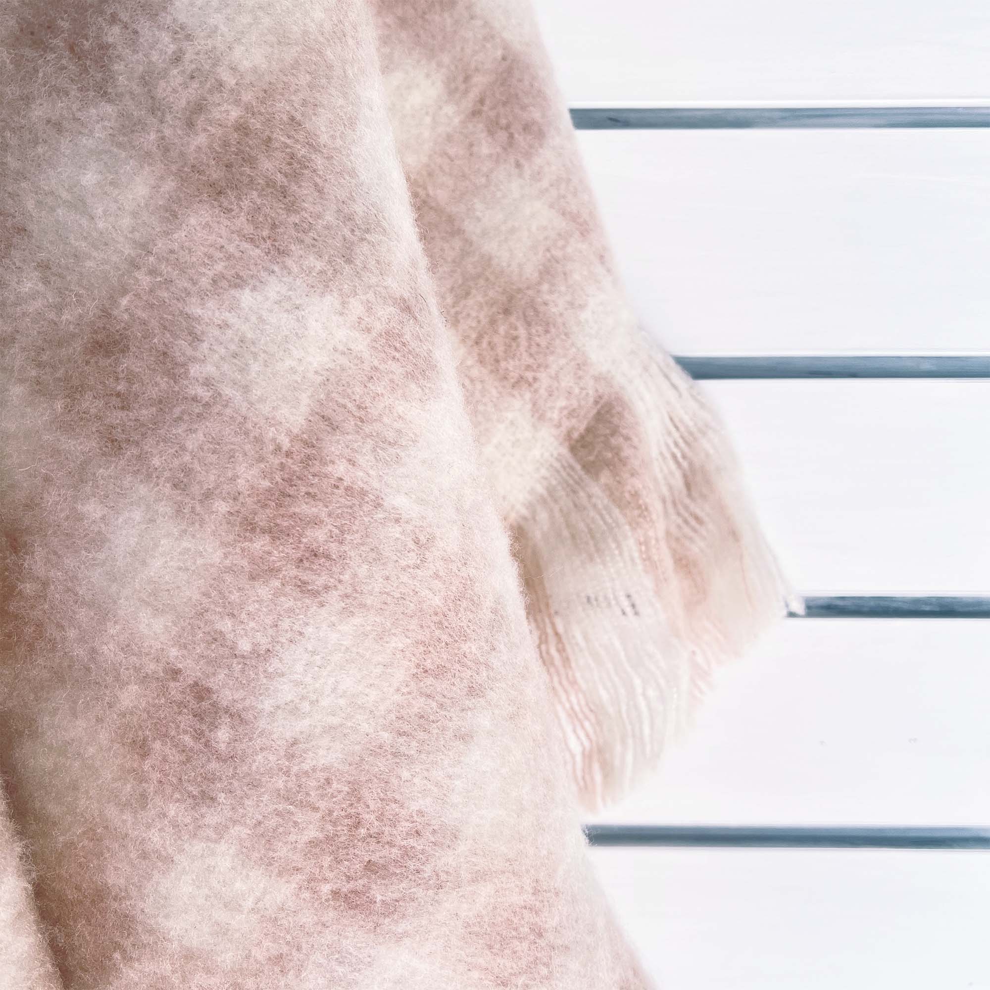 BLISS WOOL MOHAIR BLEND BLUSH/WINTER WHITE