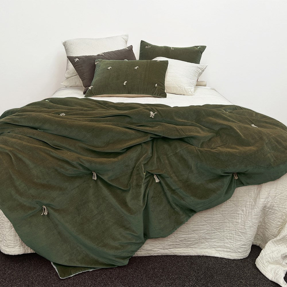 OAKURA QUILT SUPER KING LAUREL