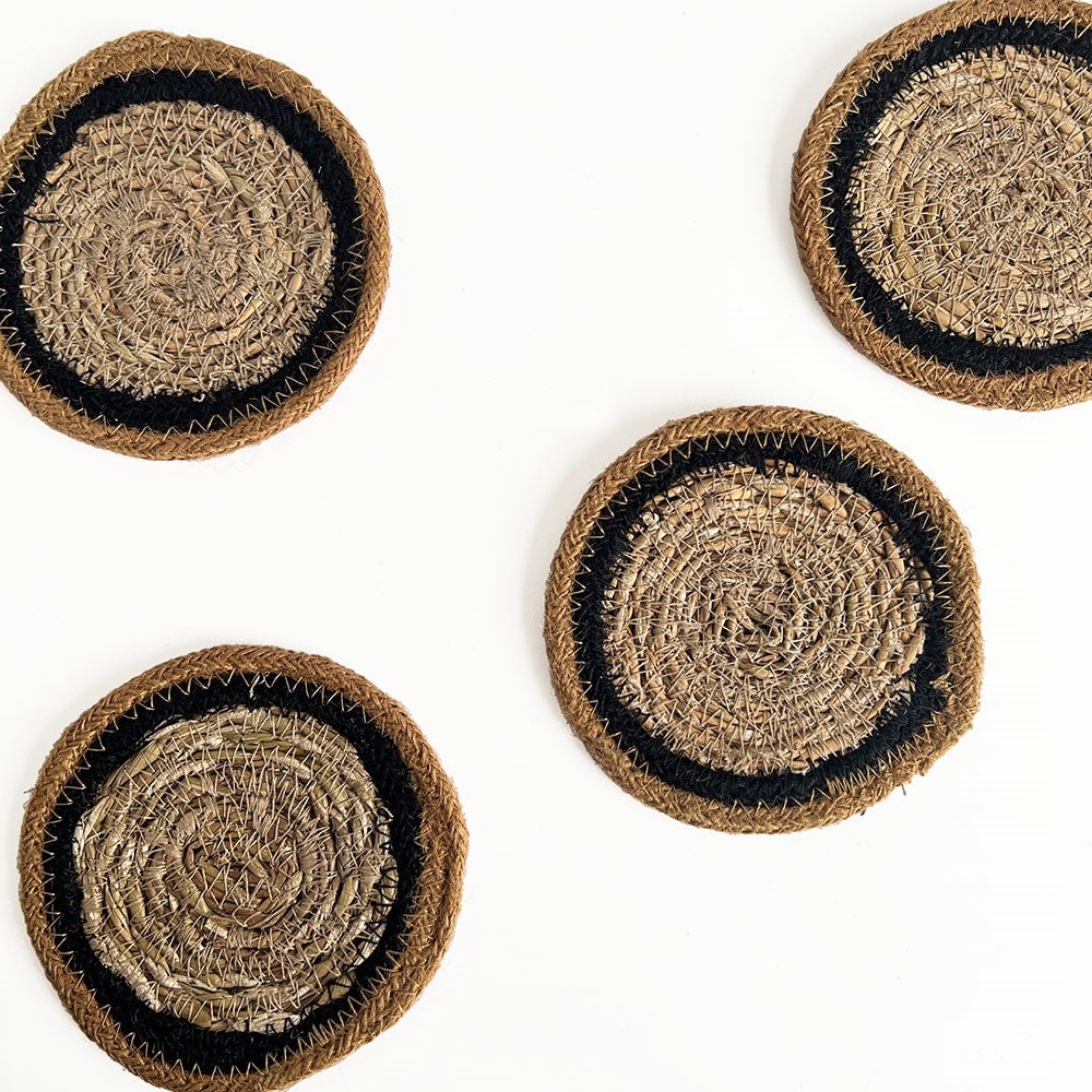 SEAGRASS / JUTE ROUND COASTER SET 4 CUMIN-BLACK BORDER/NATURAL