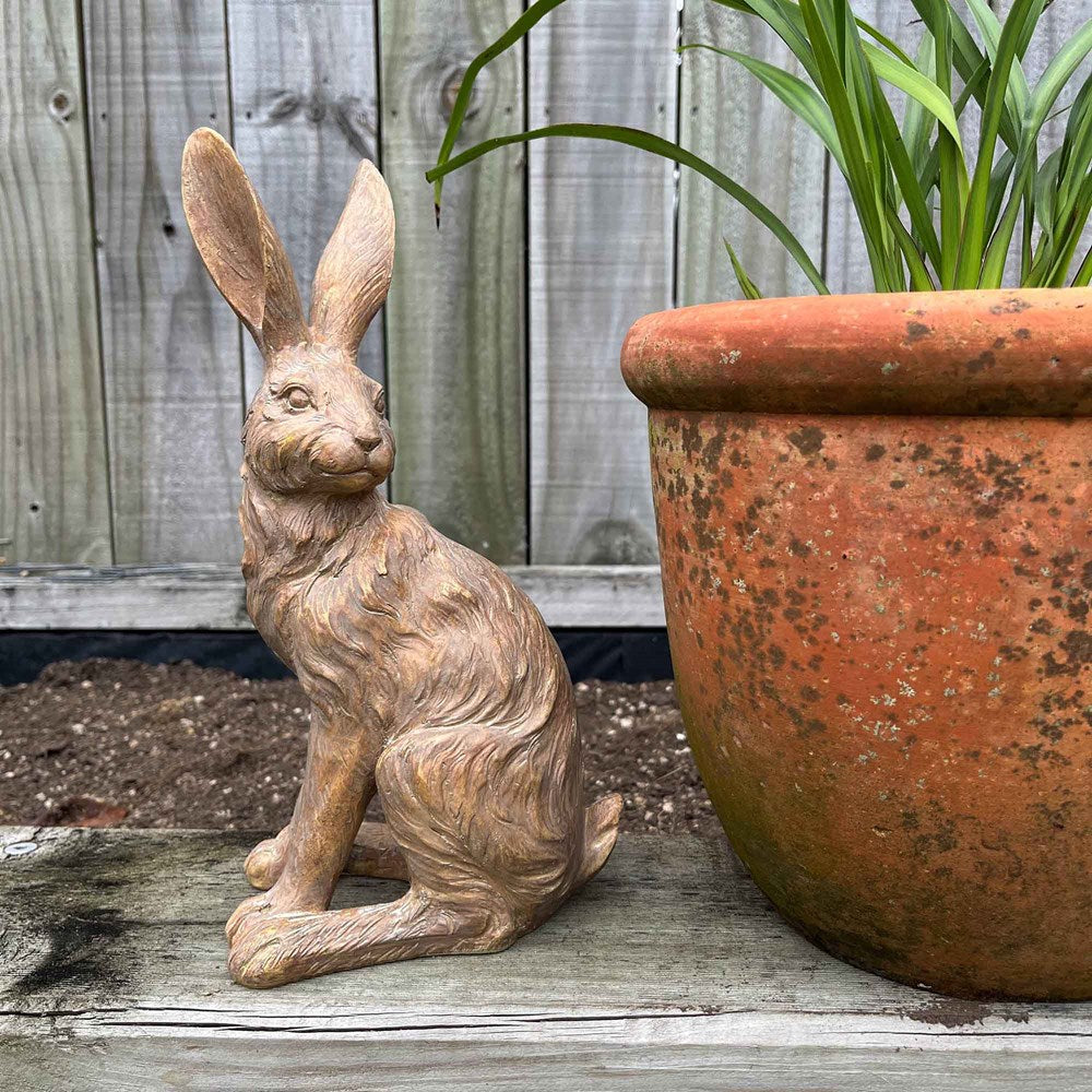 WALNUT COUNTRY HARE JUNIOR - STANDING EARTH 16.2X12.5X30.3CM