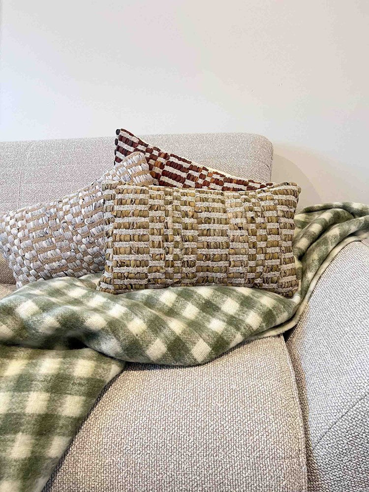 LISMORE CYPRUS LEATHER AND JUTE CUSHION 30X50CM